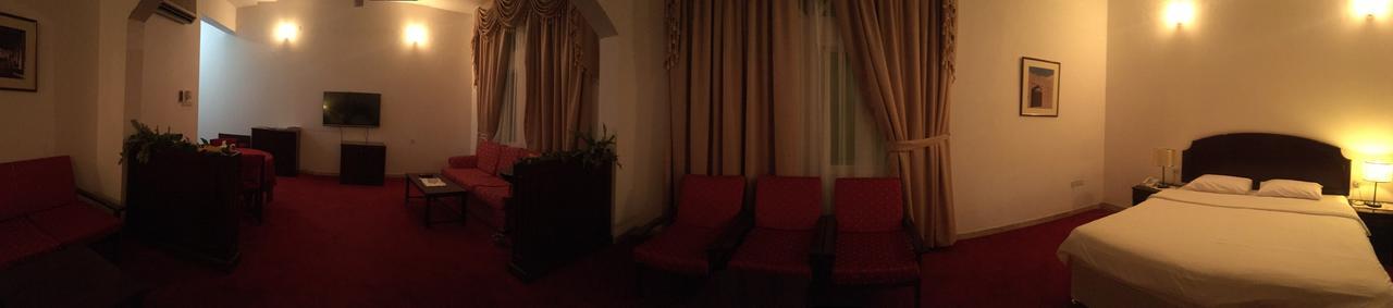 Ibri Oasis Hotel Ibra Bagian luar foto