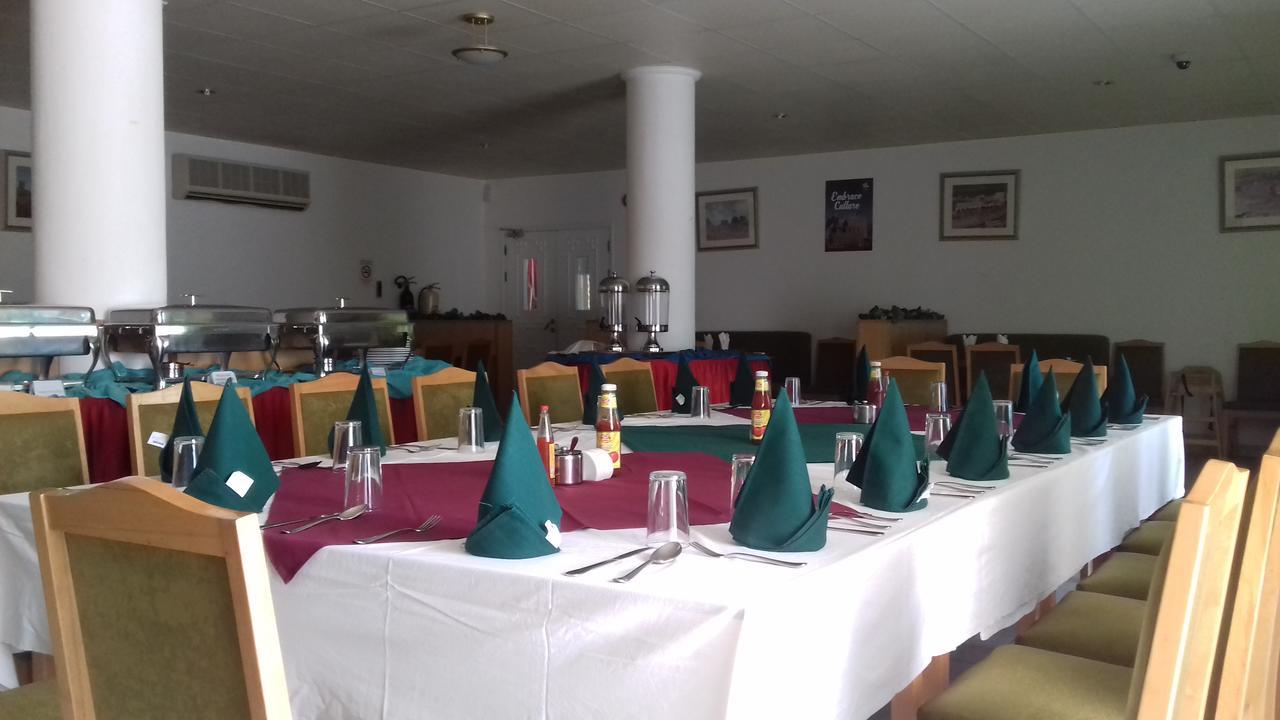 Ibri Oasis Hotel Ibra Bagian luar foto